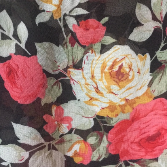 Sheer Black Floral Tiered Pattern Dress - Picture 5 of 7